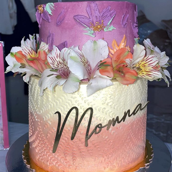 Cream & Pink Floral Cake