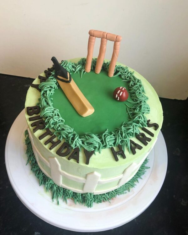 Cricket Cakes | Order Cricket Theme Cakes Online for Cricket Lovers